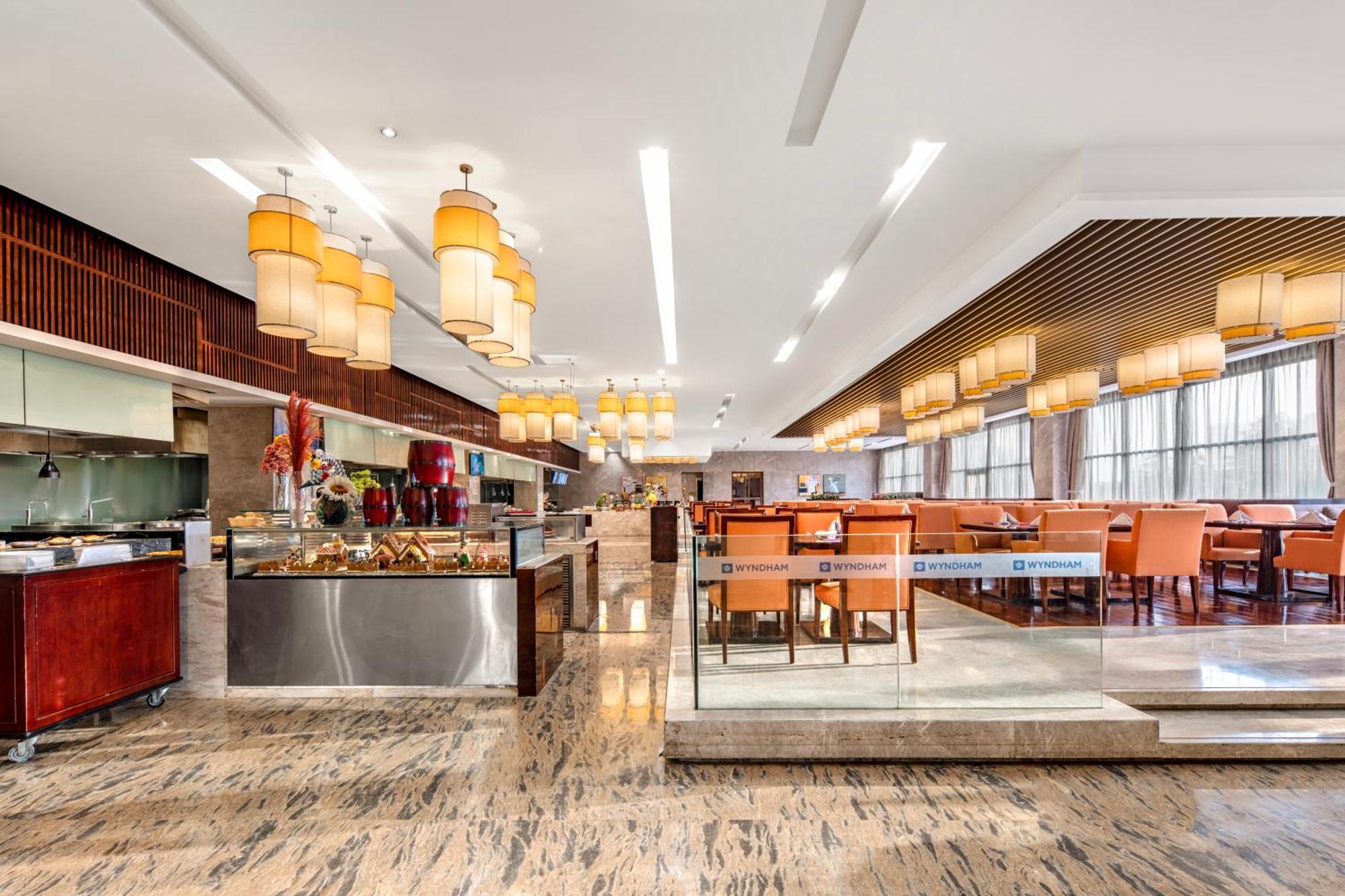 Hotel Wyndam Xuzhou East Exterior foto